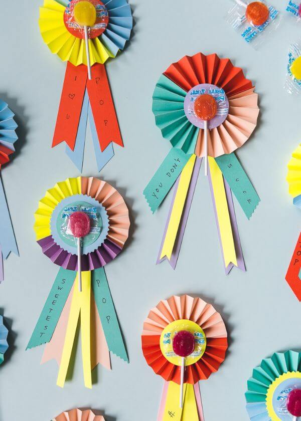 Unique Father's Day Lollipop Prize Ribbons Craft for Kids Father’s Day Crafts for Kids