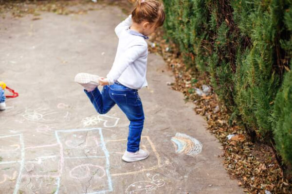 Easy Chalk Active Games For Preschoolers
