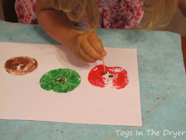 Apple Coloring Painting Activities