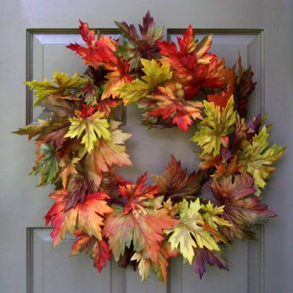 Autumn Leaves Wreath Idea For Classroom