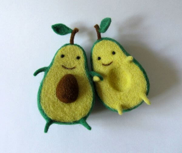 Avocado Love Wool Sculpture Craft Idea