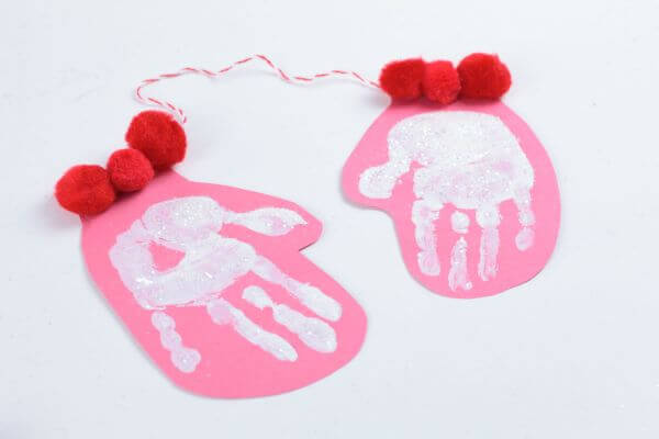 Easy & simple Handprint Mitten Craft Idea For Kids