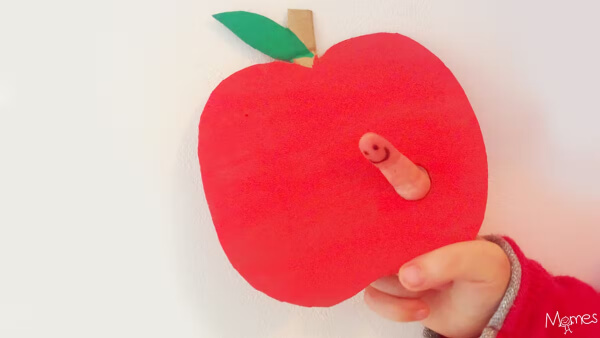 Simple Finger Puppet Apple Craft Idea