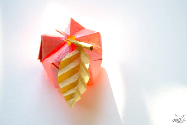 Simple Origami Apple & Leaf Craft