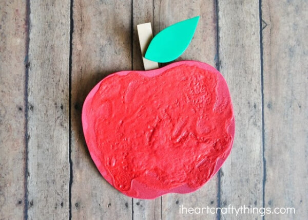 Simple Puffy Paint Apple Craft For Kindergarten