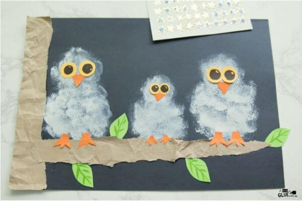 Easy Pom Pom Stamped Snowy Owl Painting For Kids