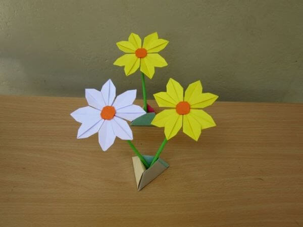 How To Make An Origami Beautiful Paper Daisy Flower Craft Tutorial With Kids