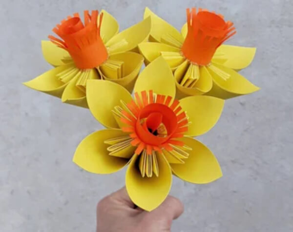 How to make an Origami Daffodil Paper Flower Bouquet Ideas With Kids