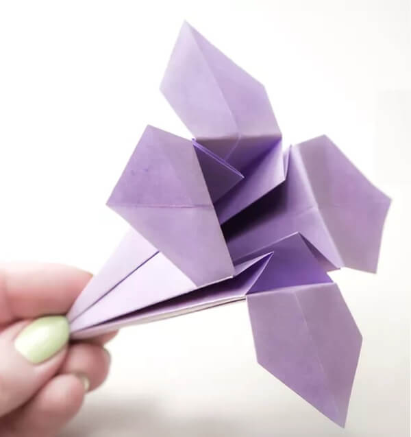 Origami Lily Flower Tutorial
