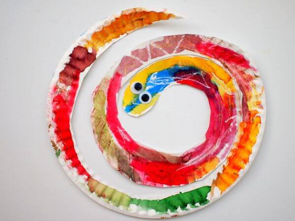 Easy & Colorful Paper Plate Snake Craft Ideas For Kids