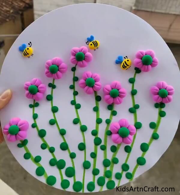 beautiful-clay-crafts-for-kids Flower With Honeybees