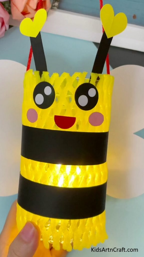DIY Beautiful Bee Lantern Craft Using Fruit Foam Net