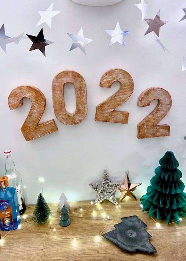 Celebrate New Year’s Eve Craft Using Cardboard For Kids