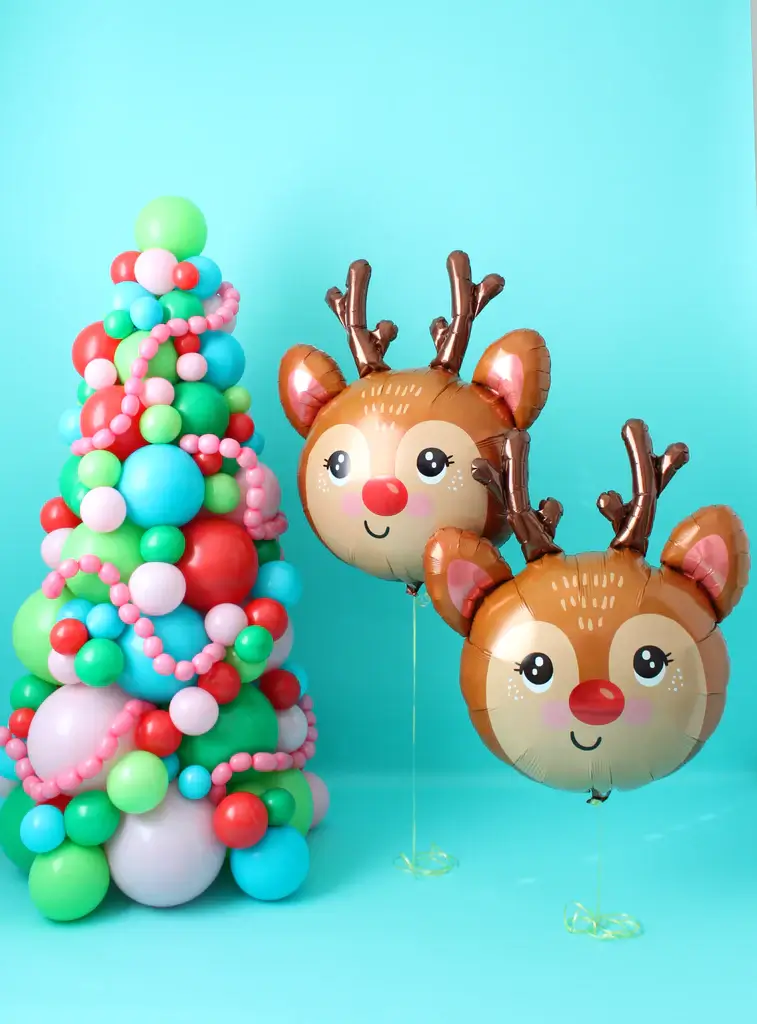 DIY Balloon Christmas Tree For Kids