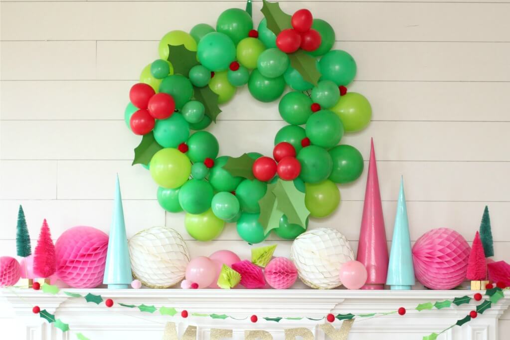 DIY Balloon Christmas Wreath For Toddlers DIY Crafts Using Balloon For Kids