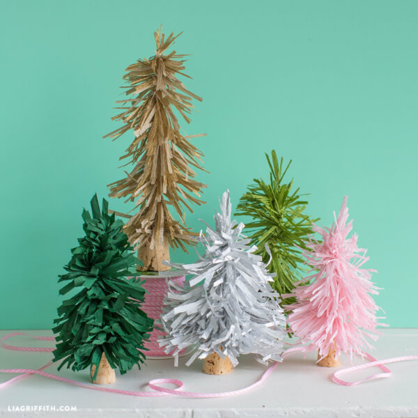 DIY Bottle Brush Crepe Paper Christmas Trees Craft