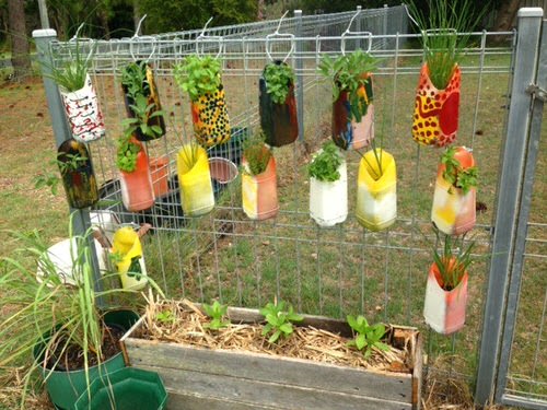 Hanging Herbs Decor Bottle Craft On Fences DIY Plastic Bottle Ideas for Garden