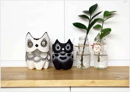 DIY Plastic Bottle Owl Vases For Preschoolers
