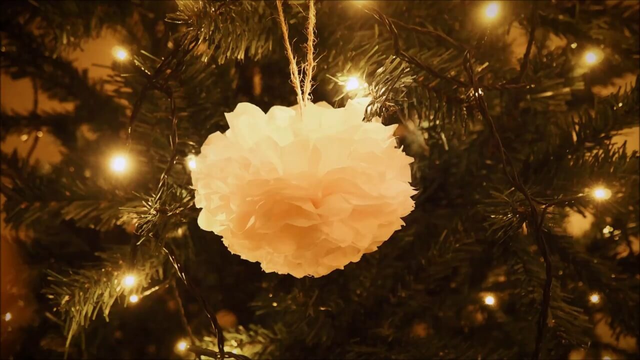 DIY White Christmas Ornaments 