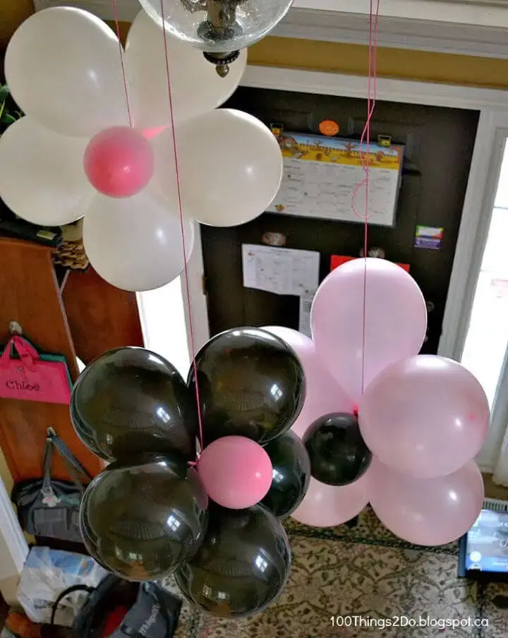 Easy DIY Balloon Flowers For Kids