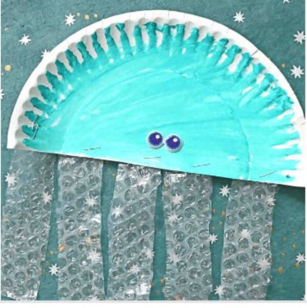 Jellyfish Craft Using Paper Plate & Bubble Wrap For Kids
