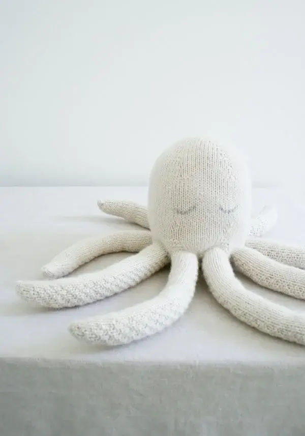 Simple To Make Knit octopus With Waste Cloths For Kids