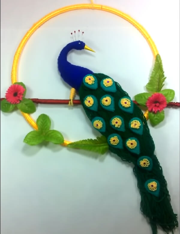 Simple Woolen Peacock Design For Wall Hanging