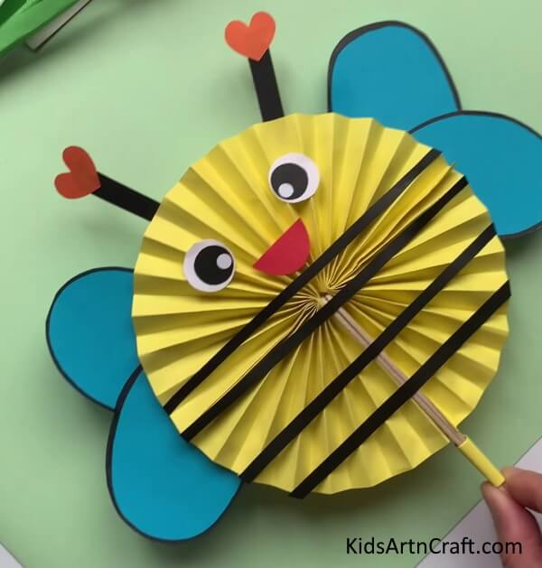 Bee Folding Paper Craft With Stick