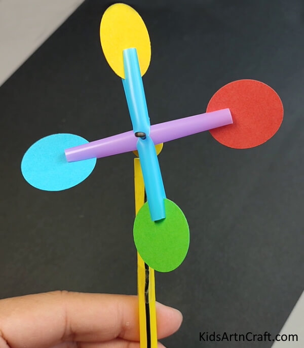 Simple DIY Fan Toy Using Pipe Cleaner Recycled Toys To Make At Home 