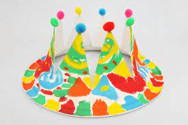 Adorable Paper Plate Crown Craft For Mom