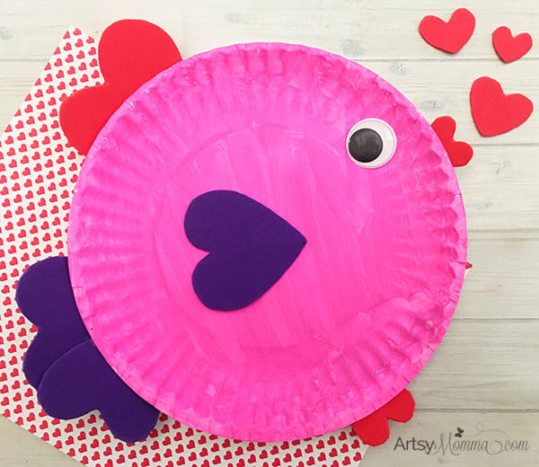 Adorable Zoo Lovers Day Valentine’s Day Fish Craft With Heart Shapes