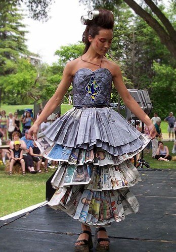Amazing Dress Clothing Idea With Newspaper