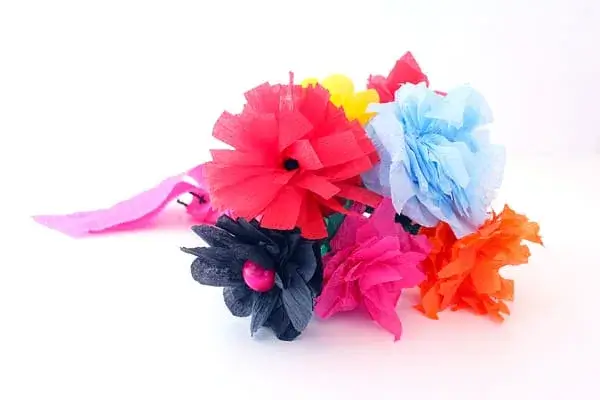Easy & Pretty Crepe Paper Flowers Craft Ideas In 5 Minutes