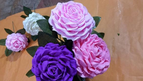 Easy & Simple Flower Craft Ideas Using Crepe Paper