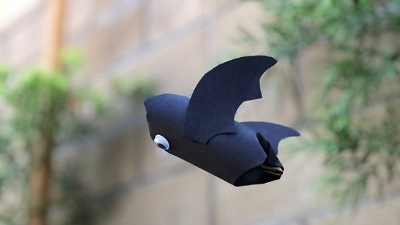 Easy Flying Bat Craft Using Toilet Paper Roll