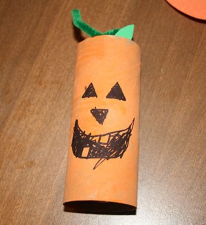 Jack-O-Lantern Craft Idea With Toilet Paper Roll