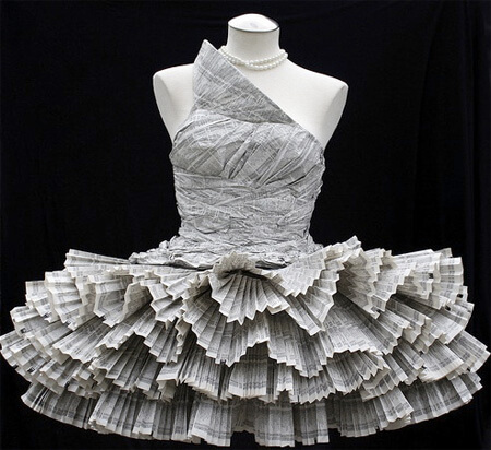 Pretty Cool Dress Craft Idea With Newspaper