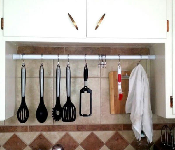 Simple Storage Kitchen Idea For Small Space