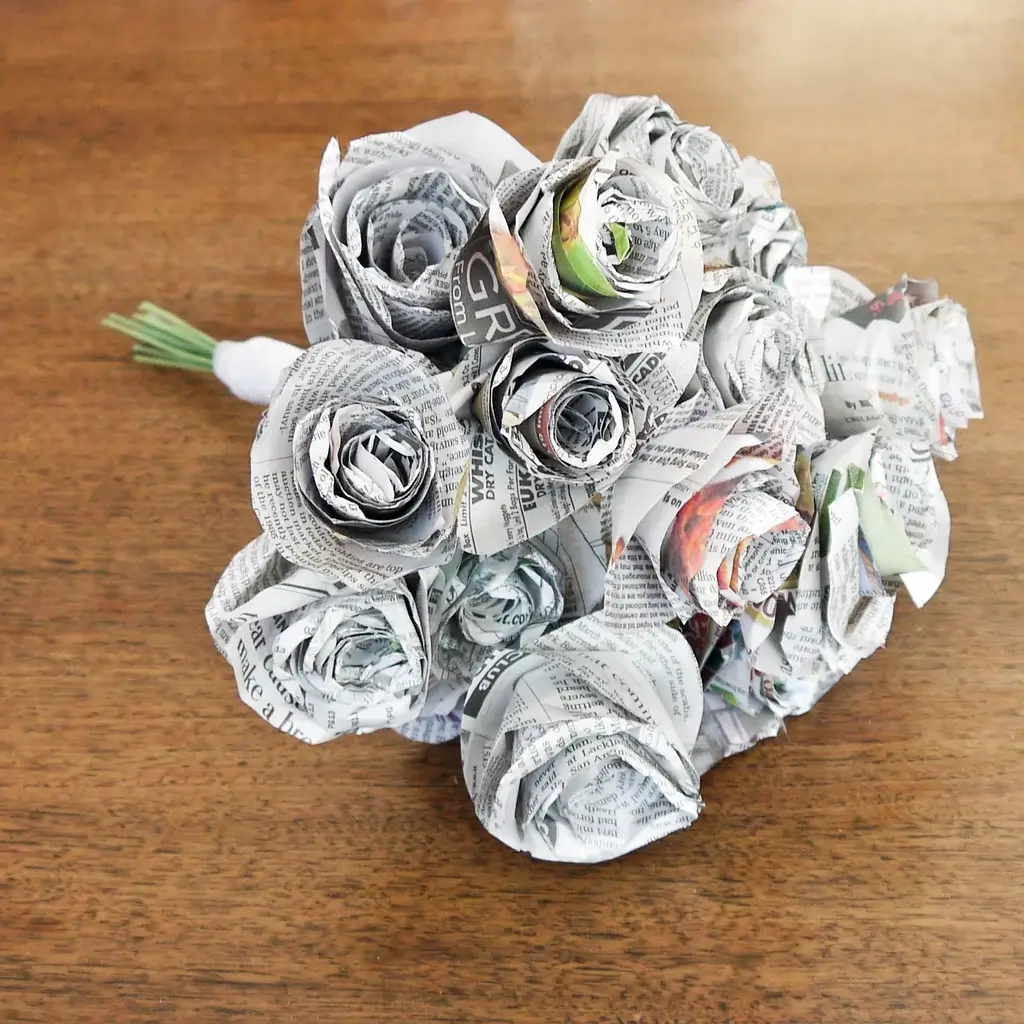 Wedding Bouquet Flower Craft With Newspaper