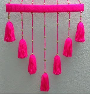 Yarn Wall Hanging Idea For Home Decoration