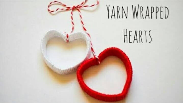 Yarn-wrapped Heart Craft Out of Toilet Paper Roll