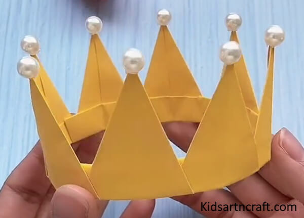Beautiful Paper Crown For Your Little Princess