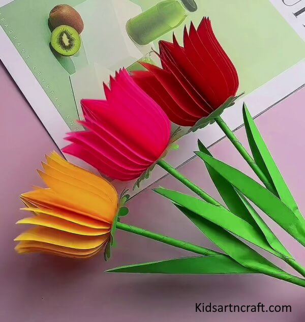 Let's Kids Empower There Creativity with This Paper Tulip Flower Craft