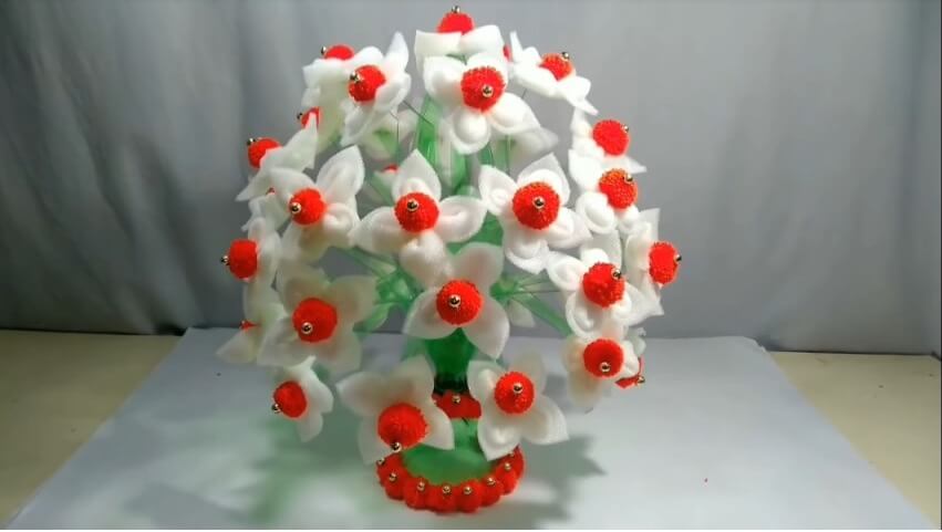 Beautiful Flower Pot Craft Using Plastic Bottle