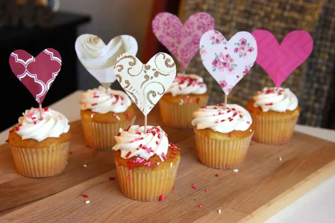 Cupcake Cardboard Crafts for Kids DIY Recycling Cardboard Box Cupcake Craft For Valentine’s Day
