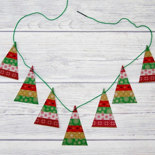 Simple Christmas Tree Garland Craft For Kids