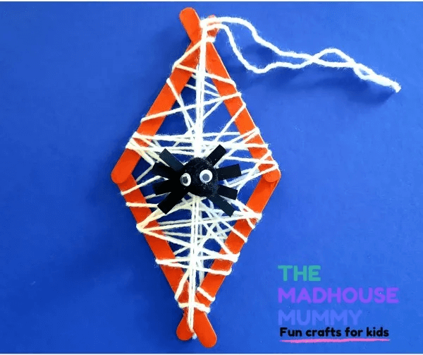 DIY Spiders And Their Webs With Simple Materials