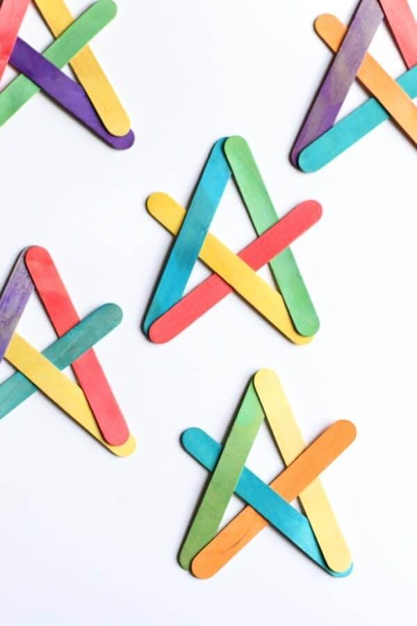 Make Your Colorful Stars With Popsicle Sticks