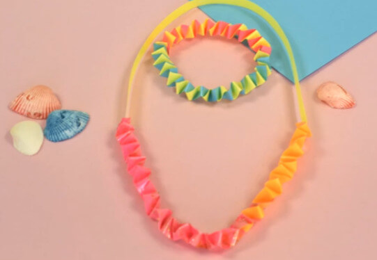Necklace & Bracelet Jewelry Craft Ideas Using Paper