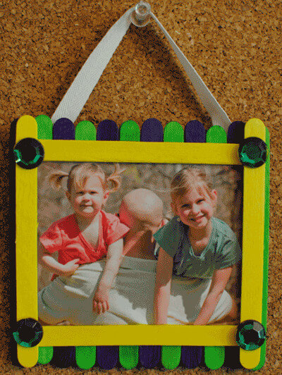 Wall-Hanging Photo Frame For Preschoolers